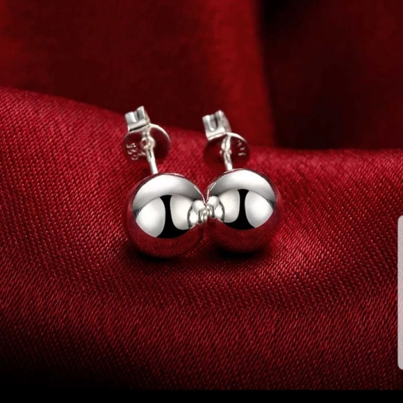 🔥💥Silver Stud 925 Earrings. - Picture 4 of 4